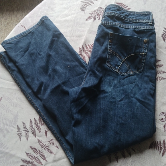 Jeans - Picture 1 of 4